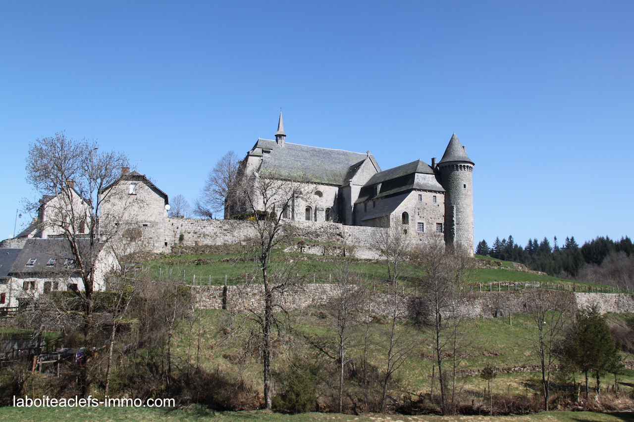 le Prieuré de St Angel en Corrèze