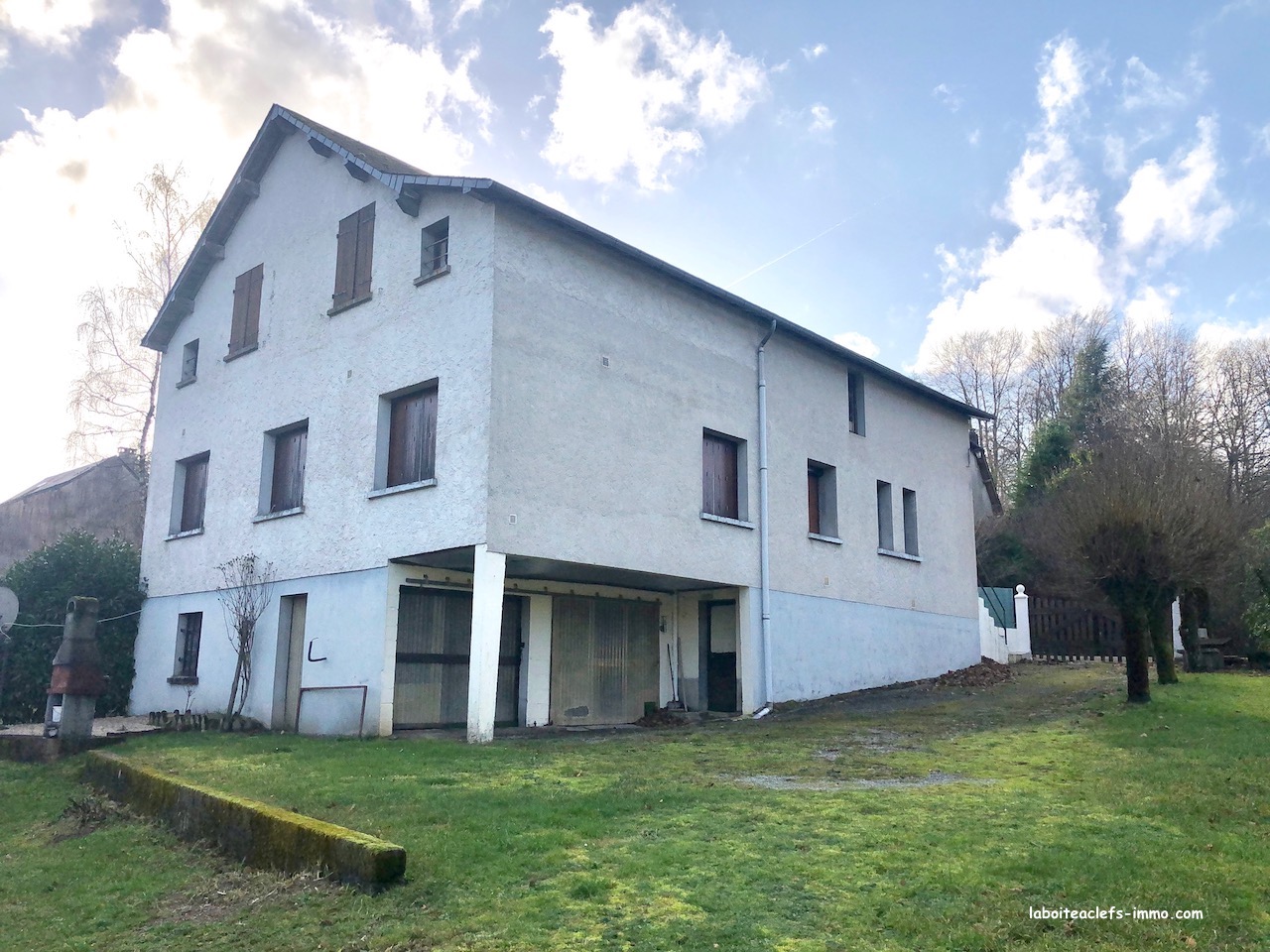 grande maison avec appartement indépendant