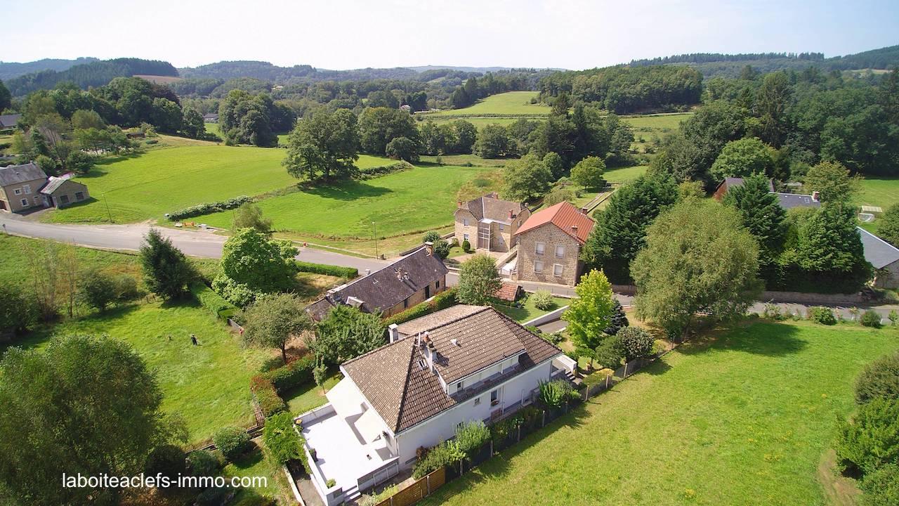 grande maison 4 chambres à 100 m du village