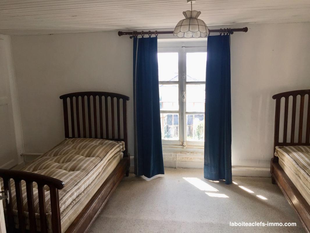 Bourganeuf chambre 5