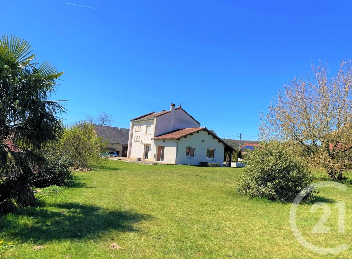 Maison et granges 87130